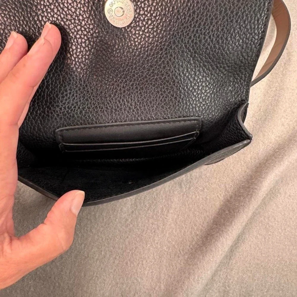 N/A dkny black